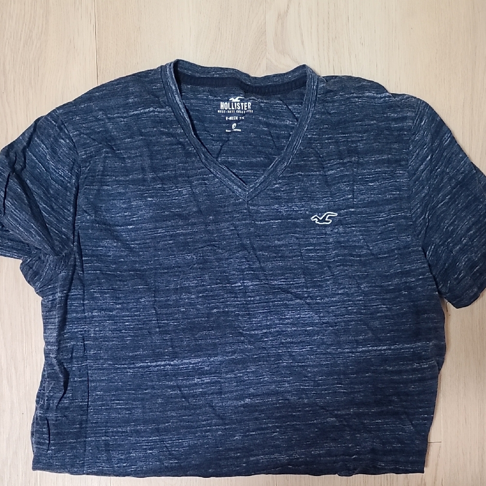 Hollister Navy Heathered V-Neck Tee